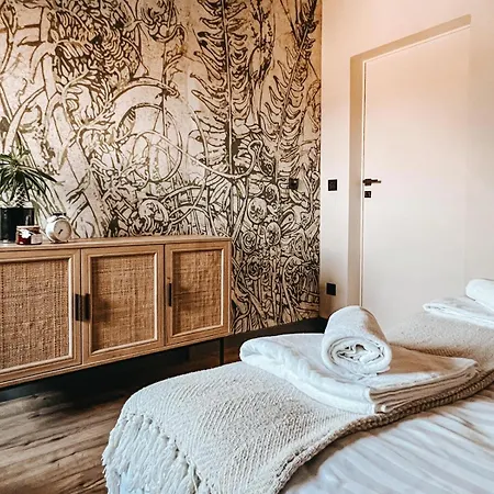 Okno W Gorce-magiczny Na Uboczu Nad Jeziorem Czorsztynskim, Velo Czorsztyn, Szczawnica, Zakopane Apartman Maniowy