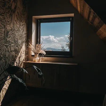 Okno W Gorce-magiczny Na Uboczu Nad Jeziorem Czorsztynskim, Velo Czorsztyn, Szczawnica, Zakopane